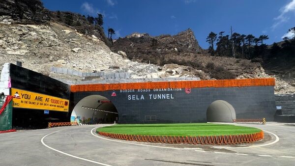 SELA TUNNEL